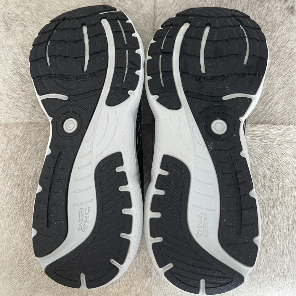 BROOKS GLYCERIN 20 WOMAN SZ 8W